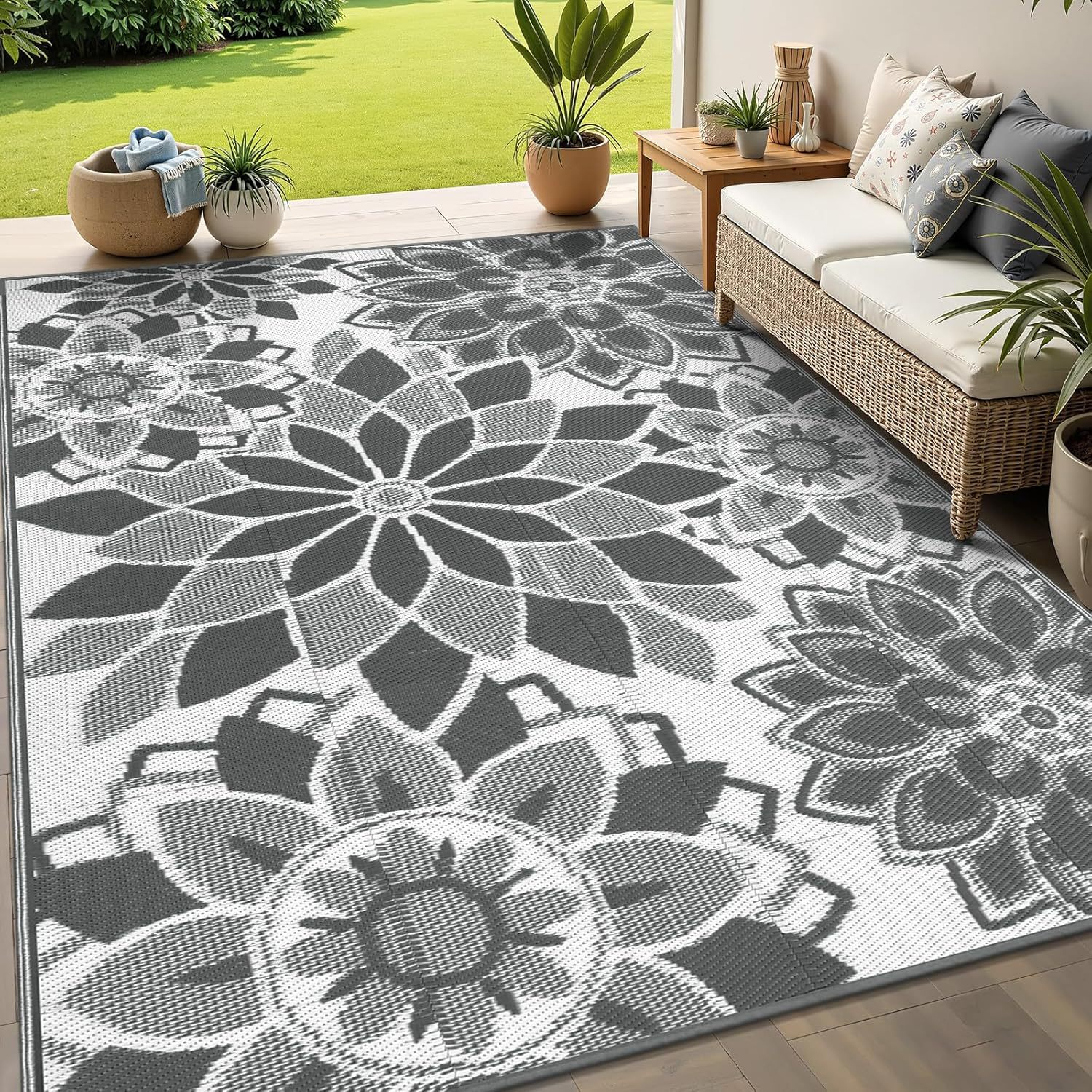 Outdoor carpet