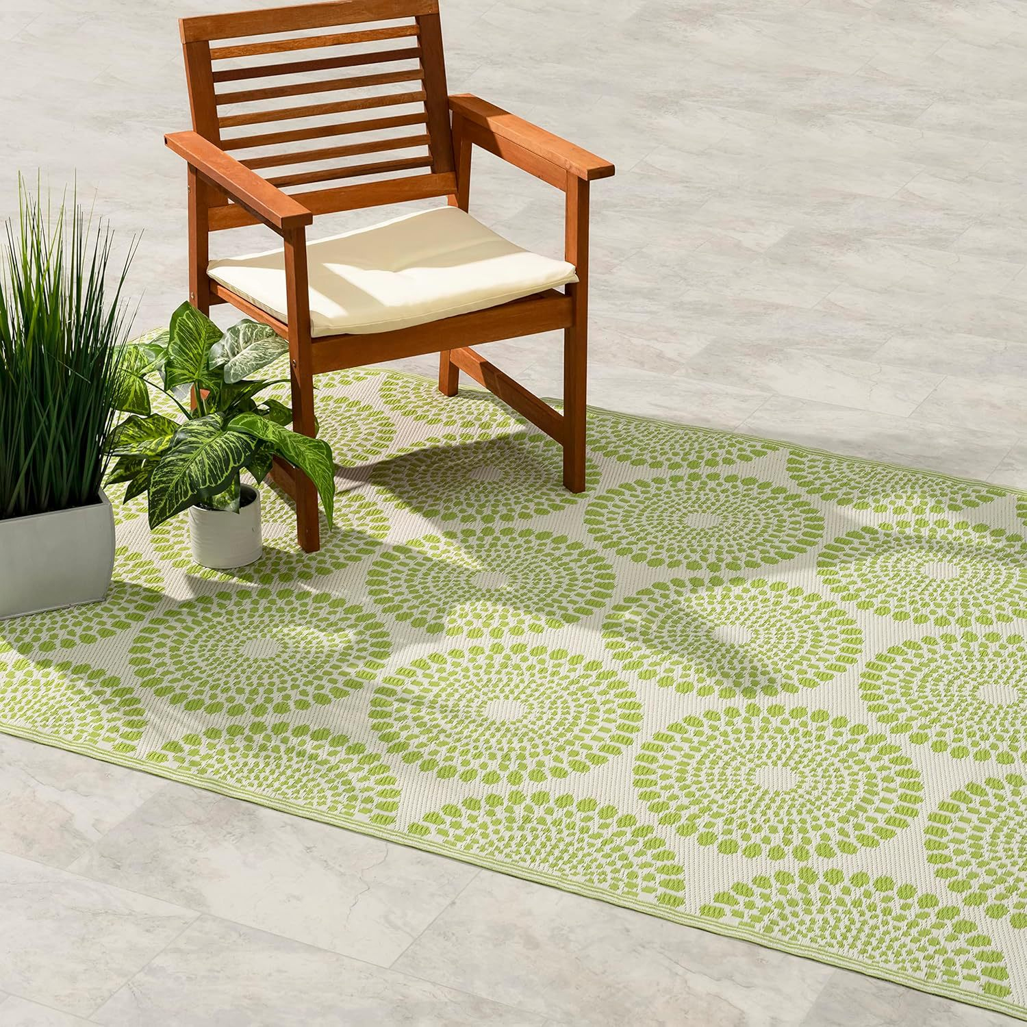 Outdoor carpet
