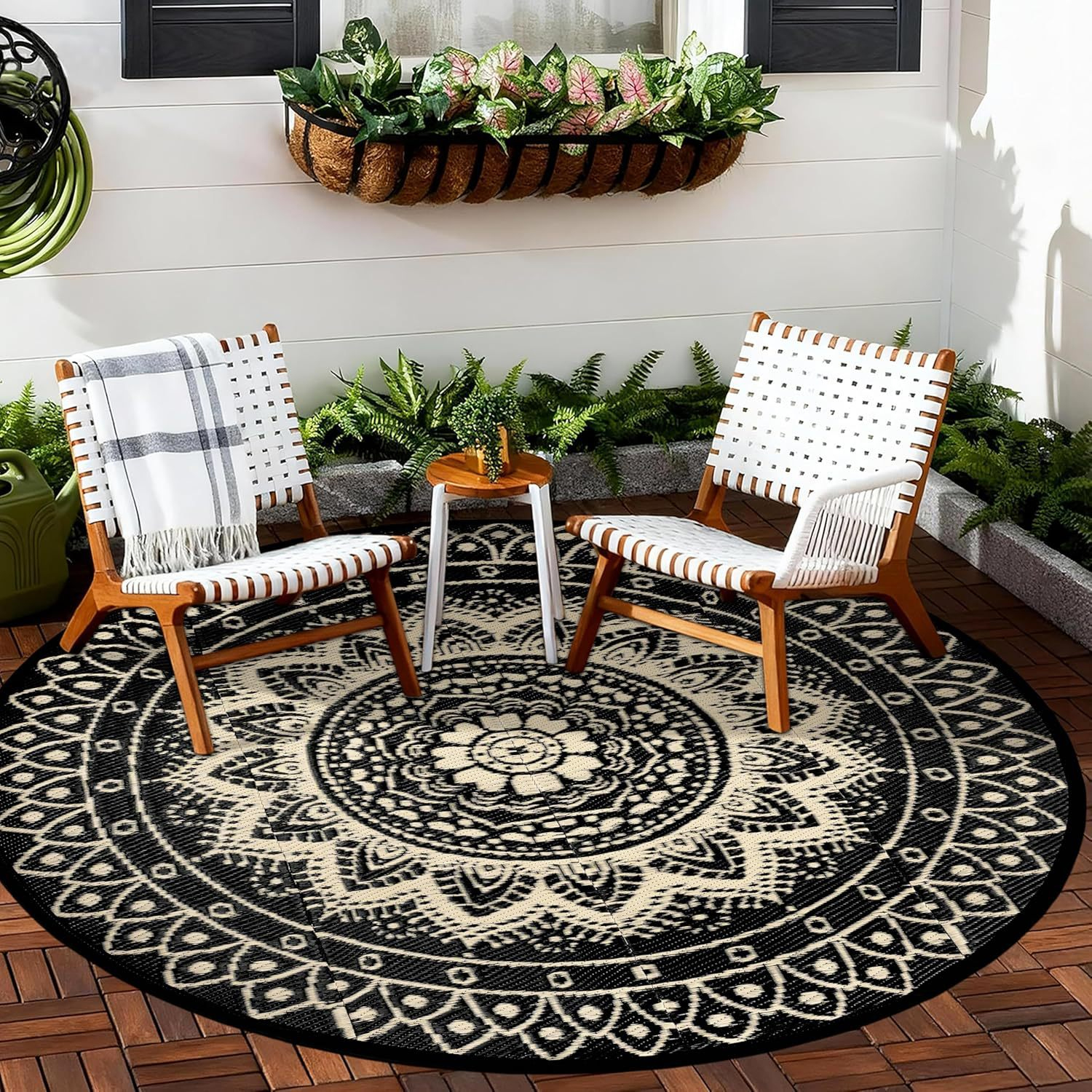 Outdoor carpet