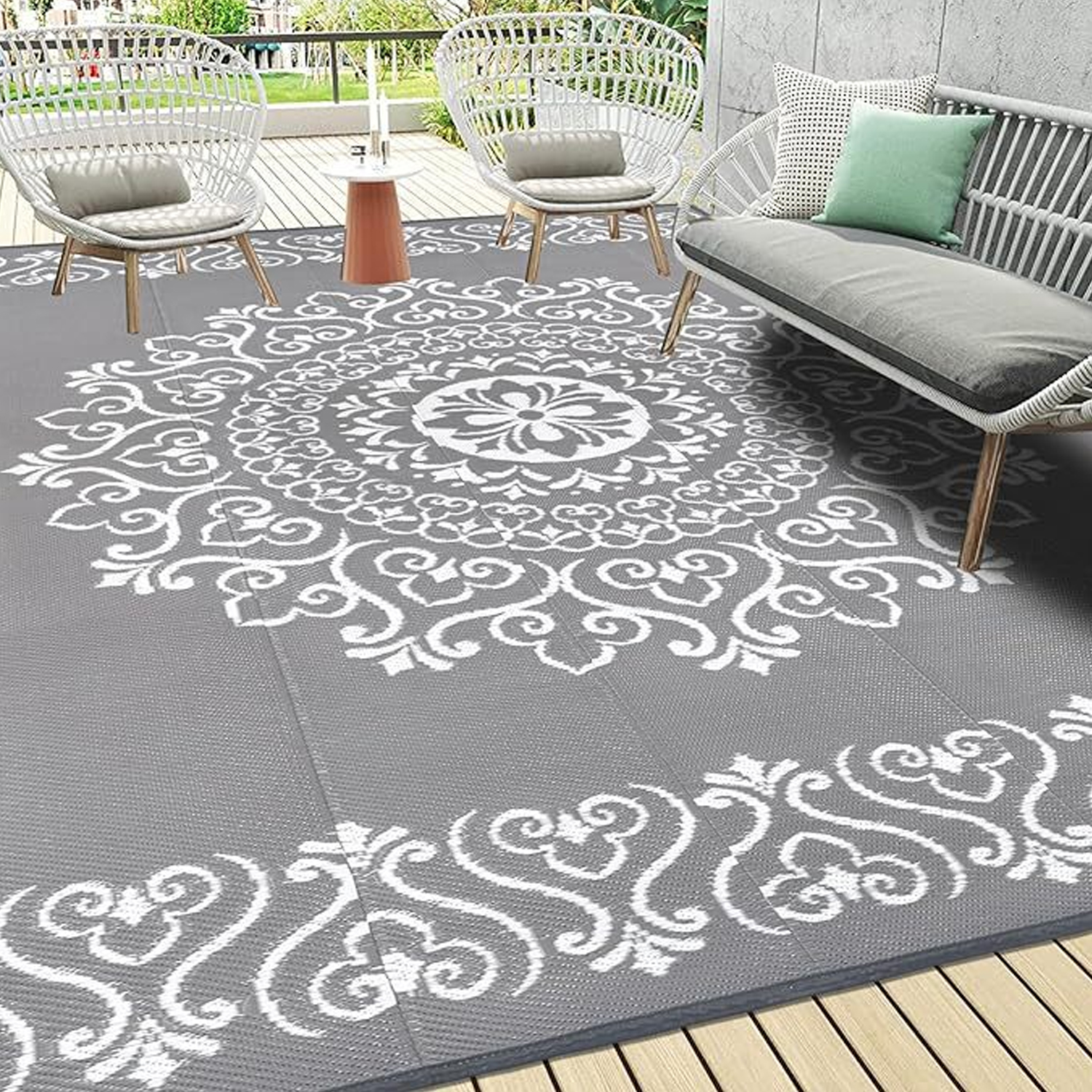 Outdoor carpet
